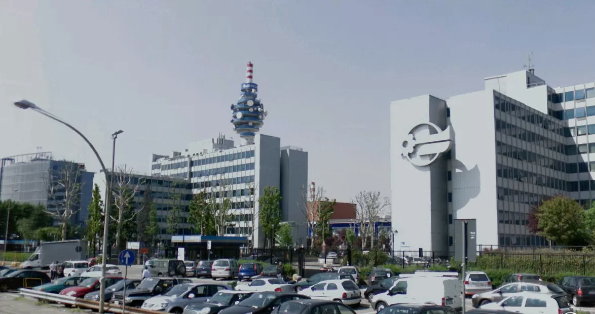 Mediaset Premium chiude il 31 luglio 2018, ma è una bufala
