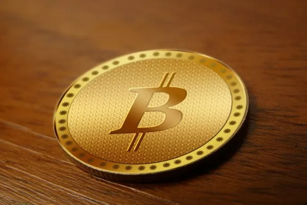 Criptovalute: Bitcoin riaccende gli entusiasmi, ma meglio essere cauti