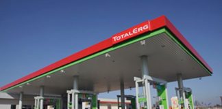 Benzina: TotalErg verso la cessione, lascia l'Italia dopo Esso e Shell