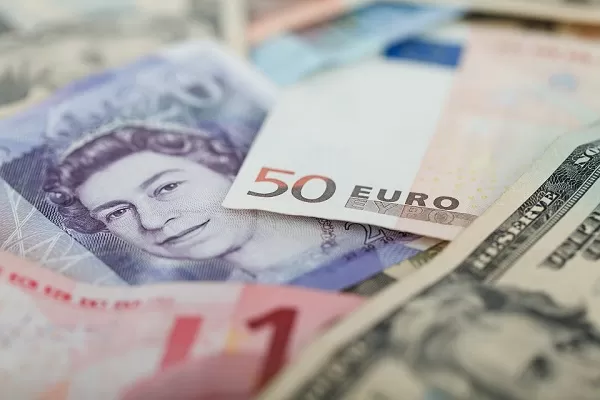 Bonifico istantaneo con soldi in dieci secondi, ecco le banche italiane al via