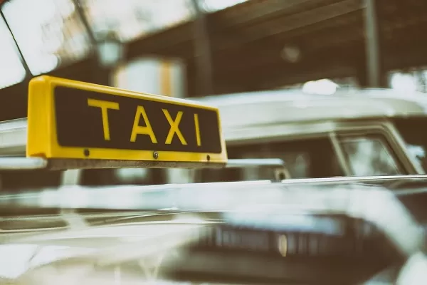 Sciopero generale dei taxi 21 novembre 2017, rischio blocchi della circolazione