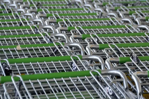 Dati Istat 2017 commercio al dettaglio, doccia fredda ad ottobre