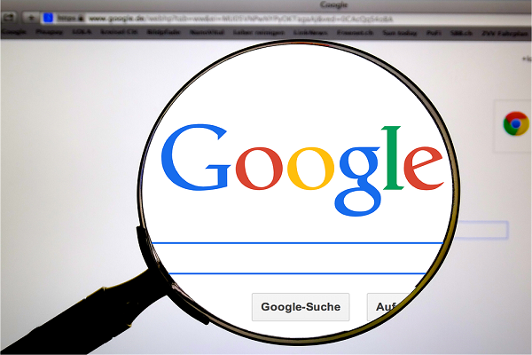 Google, multa choc da Ue, 2,42 miliardi di euro per abuso di posizione dominante