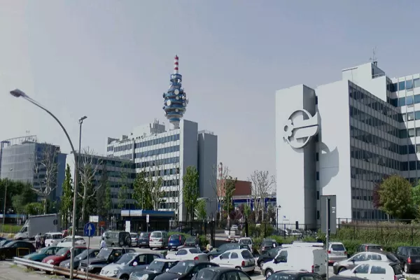 Mediaset Premium e Sky Italia, clamoroso accordo sulla Tv a pagamento